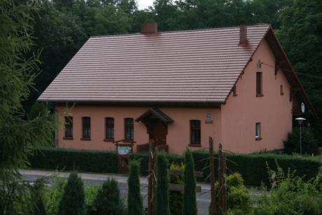 TRZECIE POKOLENIE LEŚNIKÓW